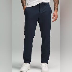 Lululemon Men’s ABC Slim-Fit Trouser 30"L 34”W
Warpstreme - Dark Navy